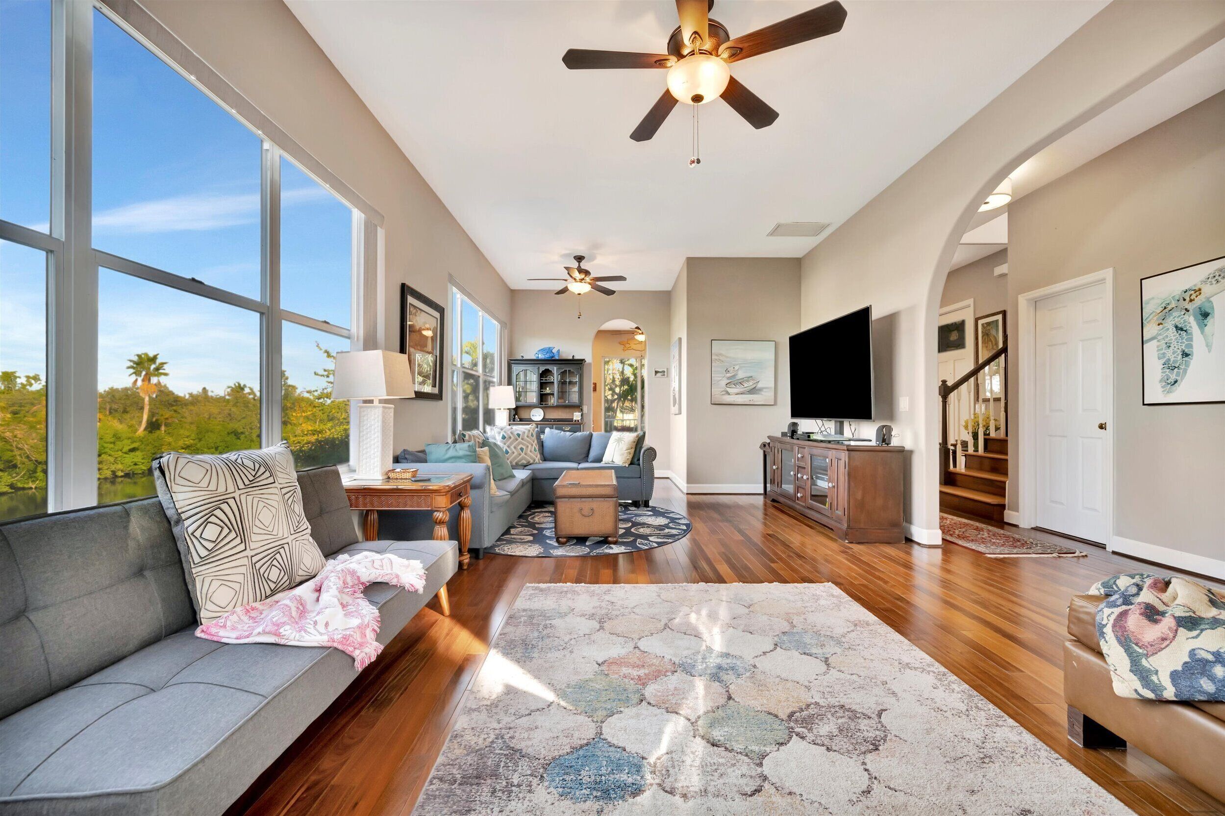 Executive House, 3 Bedrooms, Hot Tub | Living area