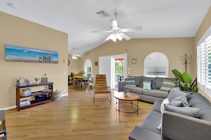 TV - Sun Soaked Coastal Getaway, Private Heated Pool, Steps to Sugar Sand Beach! (Fort Myers Beach)