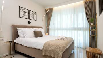 1 slaapkamer, een strijkplank/strijkijzer, gratis wifi, beddengoed