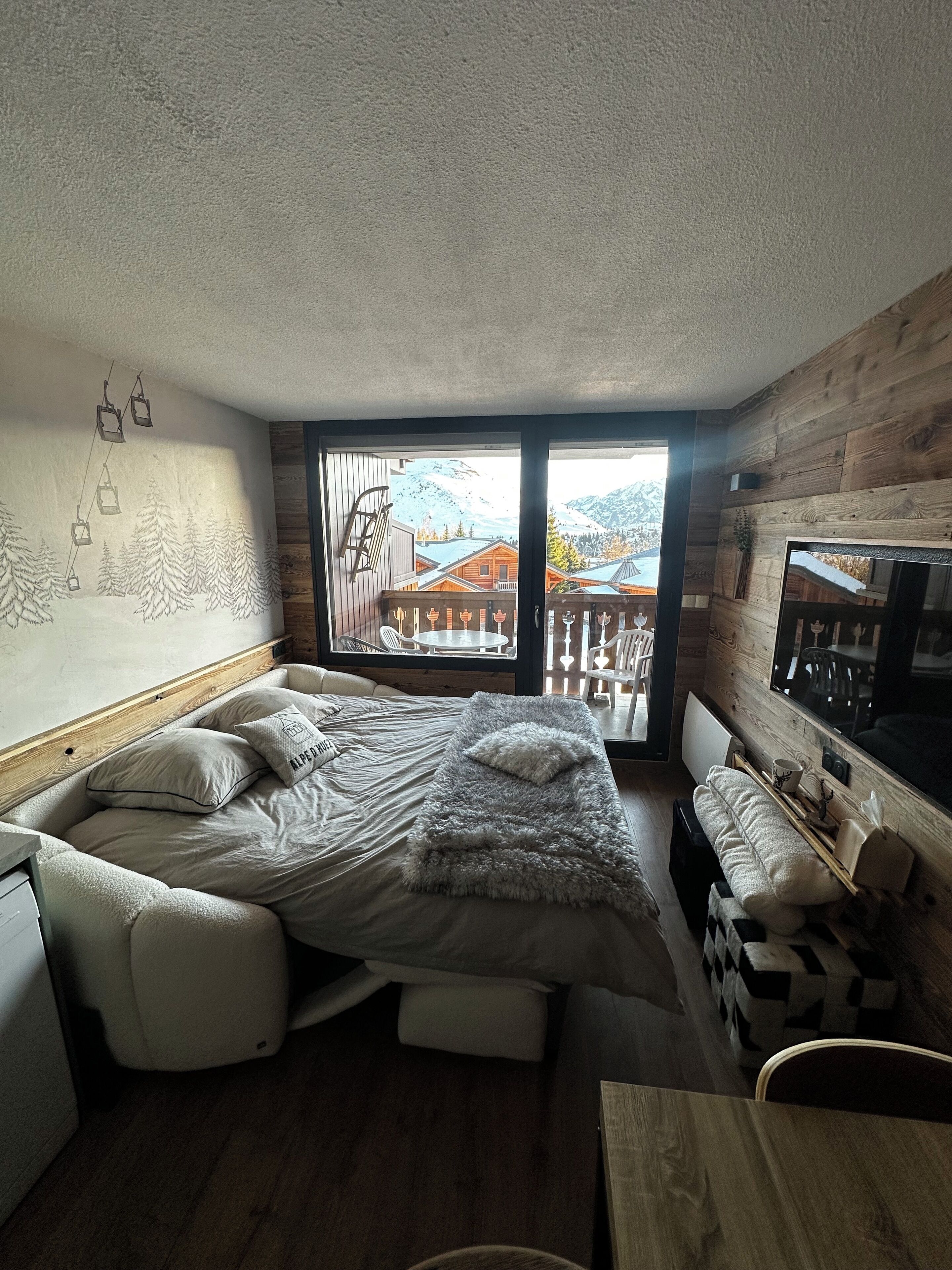 1 bedroom, free WiFi, bed sheets