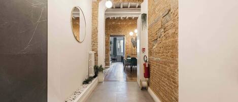 Appartement Confort, vue sur la ville | Aire de séjour