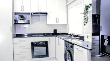 Apartamento, vistas al jardín | Cocina privada