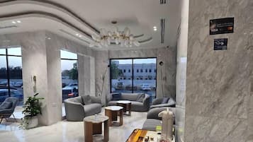 Zimmersafe, BĂŒgeleisen/BĂŒgelbrett, kostenloses WLAN