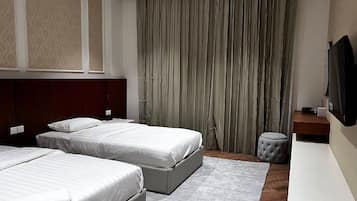 In-room safe, iron/ironing board, free WiFi