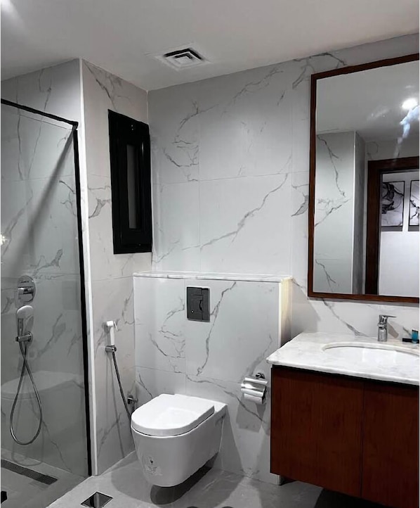 Deluxe Twin Room | In-room safe, iron/ironing board, WiFi (free) - Alyas Hotel (Muscat)