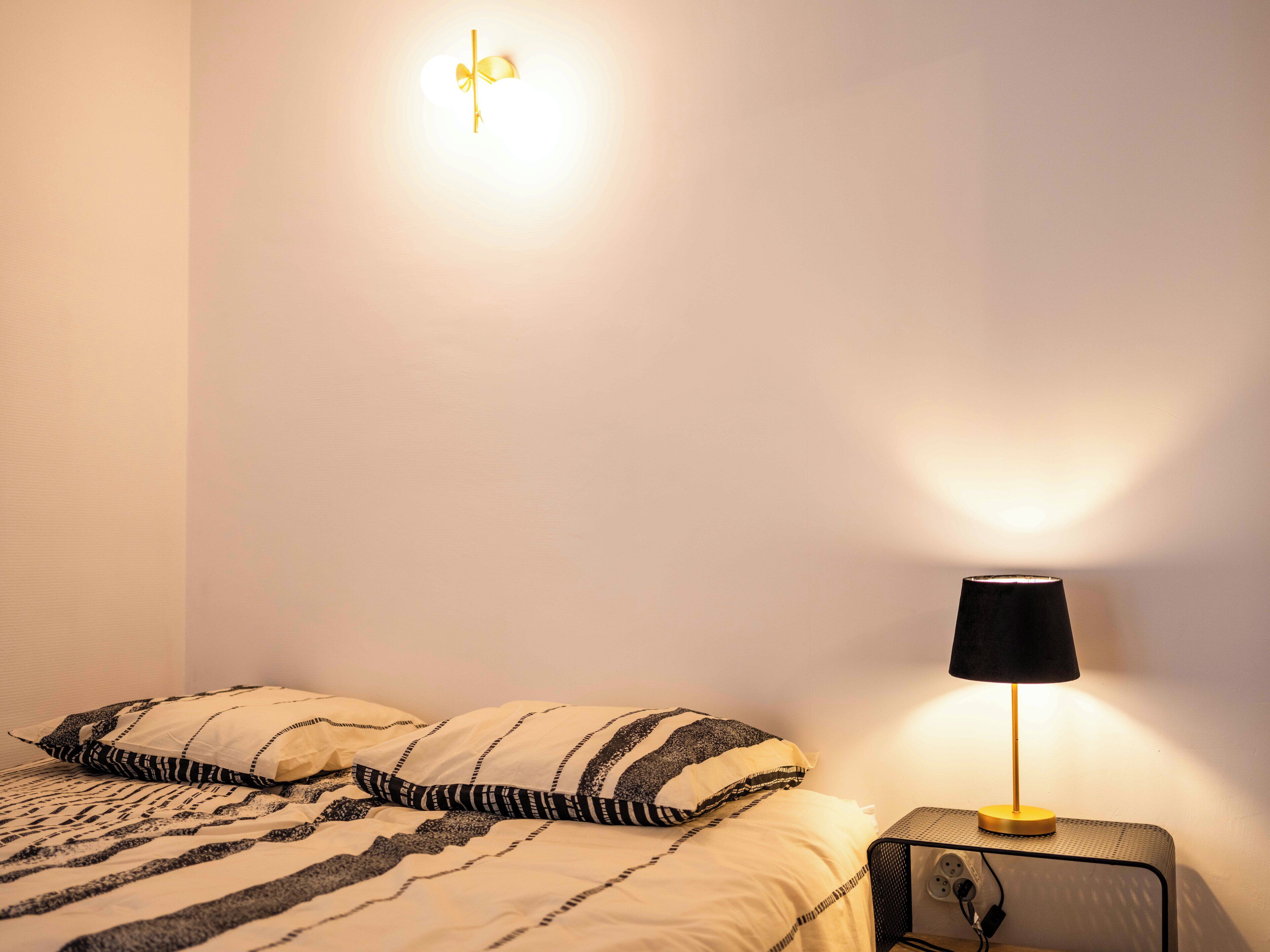 1 chambre, fer et planche à repasser, Wi-Fi gratuit, draps fournis