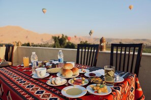 Free daily buffet breakfast  - Saray El Omda Wellness Retreat Village (Luxor)