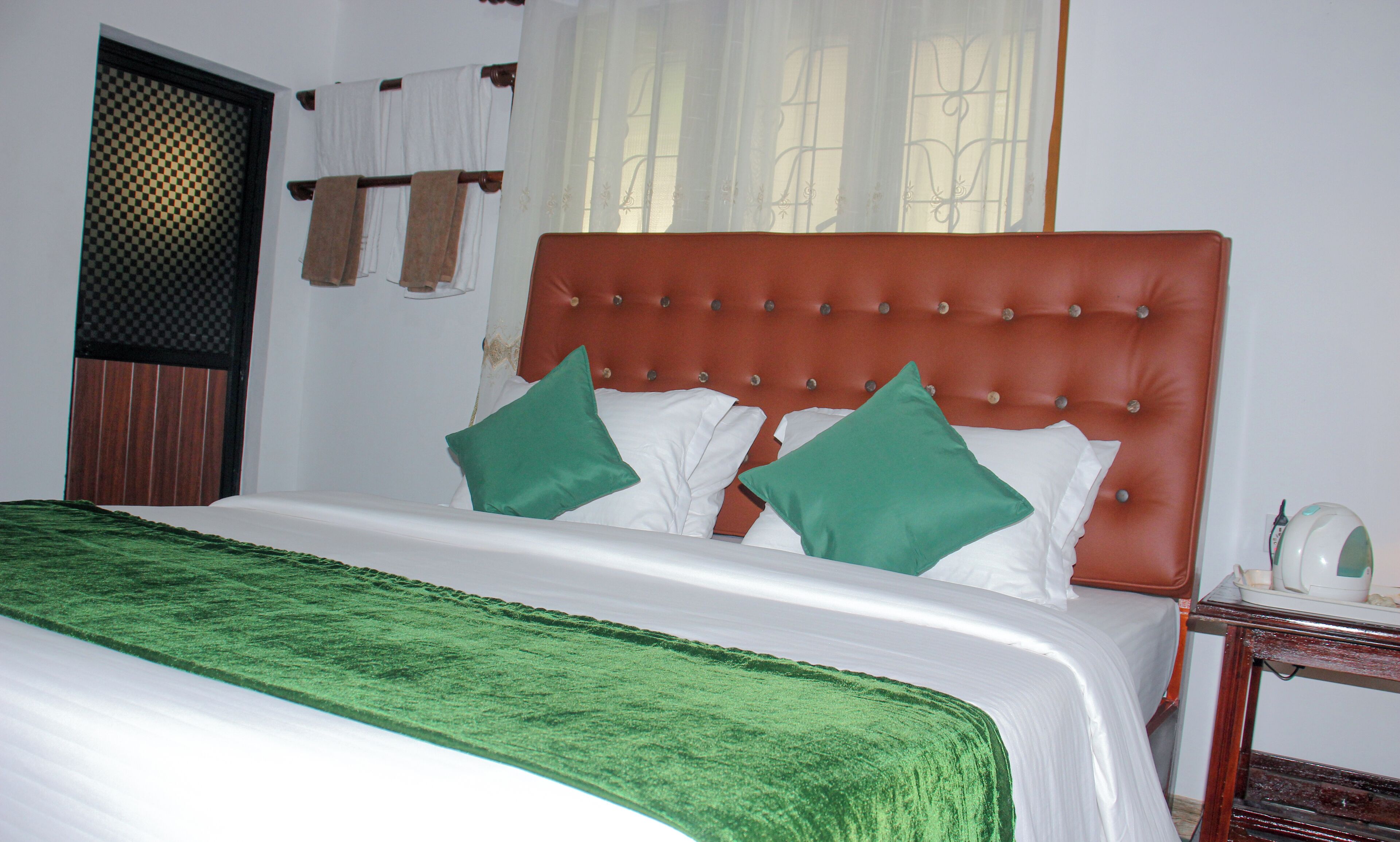 2 bedrooms, WiFi, bed sheets