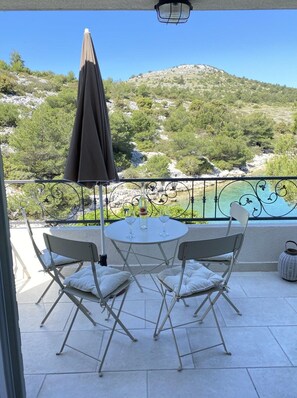 Ferienhaus | Balkon