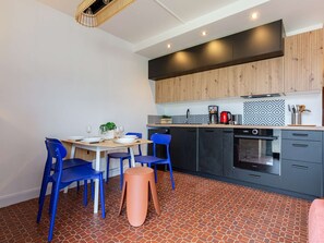 Oven - Renovated studio for 4 in Saint Lary Pla d'Adet with WIFI (Saint-Lary-Soulan)