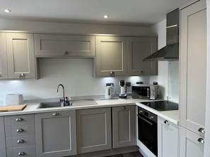 Private kitchen - Sterling, stylish 2bedroom central modern space. (Darlington)