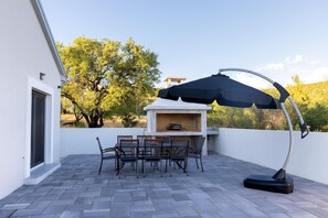 House | Balcony - Tranquil Holiday Home With in Stankovci (Stankovci)