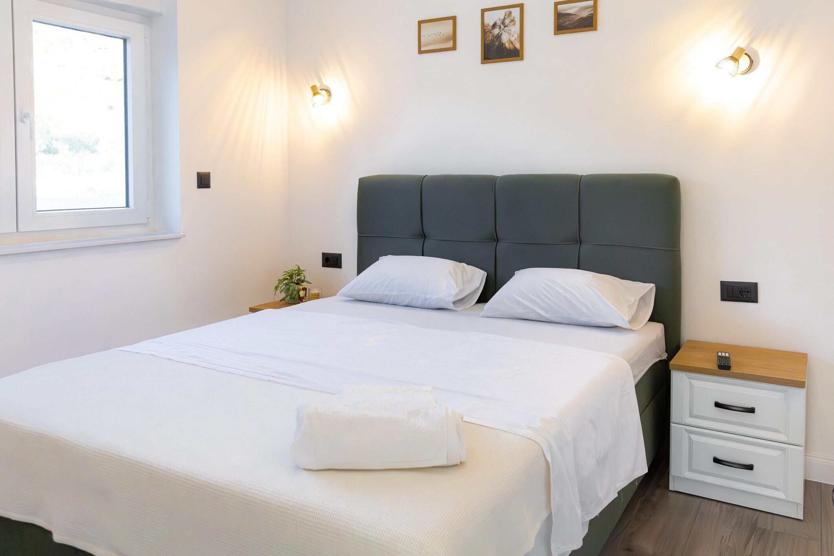 House | 3 bedrooms, iron/ironing board