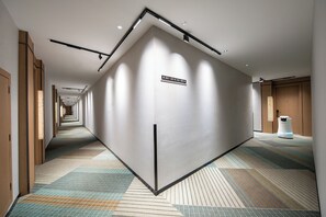 50-cm-Fernseher mit Kabelempfang, Drucker