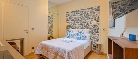 Bügeleisen/Bügelbrett, WLAN, Bettwäsche