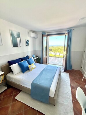 5 bedrooms, desk, iron/ironing board, free WiFi - Villa Demirà | Panoramic villa with pool & views of Lo Stagnone and the Egadi Islands (Marsala)