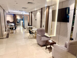 Unclassified image, 5 of 82, button - Milestone Rise (Jeddah)