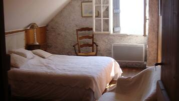 3 slaapkamers, een strijkplank/strijkijzer