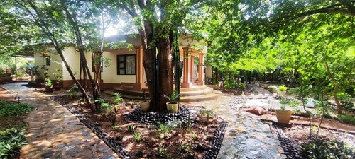 Family-Friendly 3BR Self-Catering Apartment near Victoria Falls, Zambia
