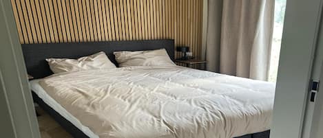 独立别墅 | 4 多间卧室、床单