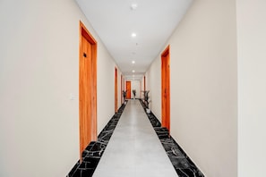 House | Interior - Townhouse Oak Sector 18 Metro Station (Noida)