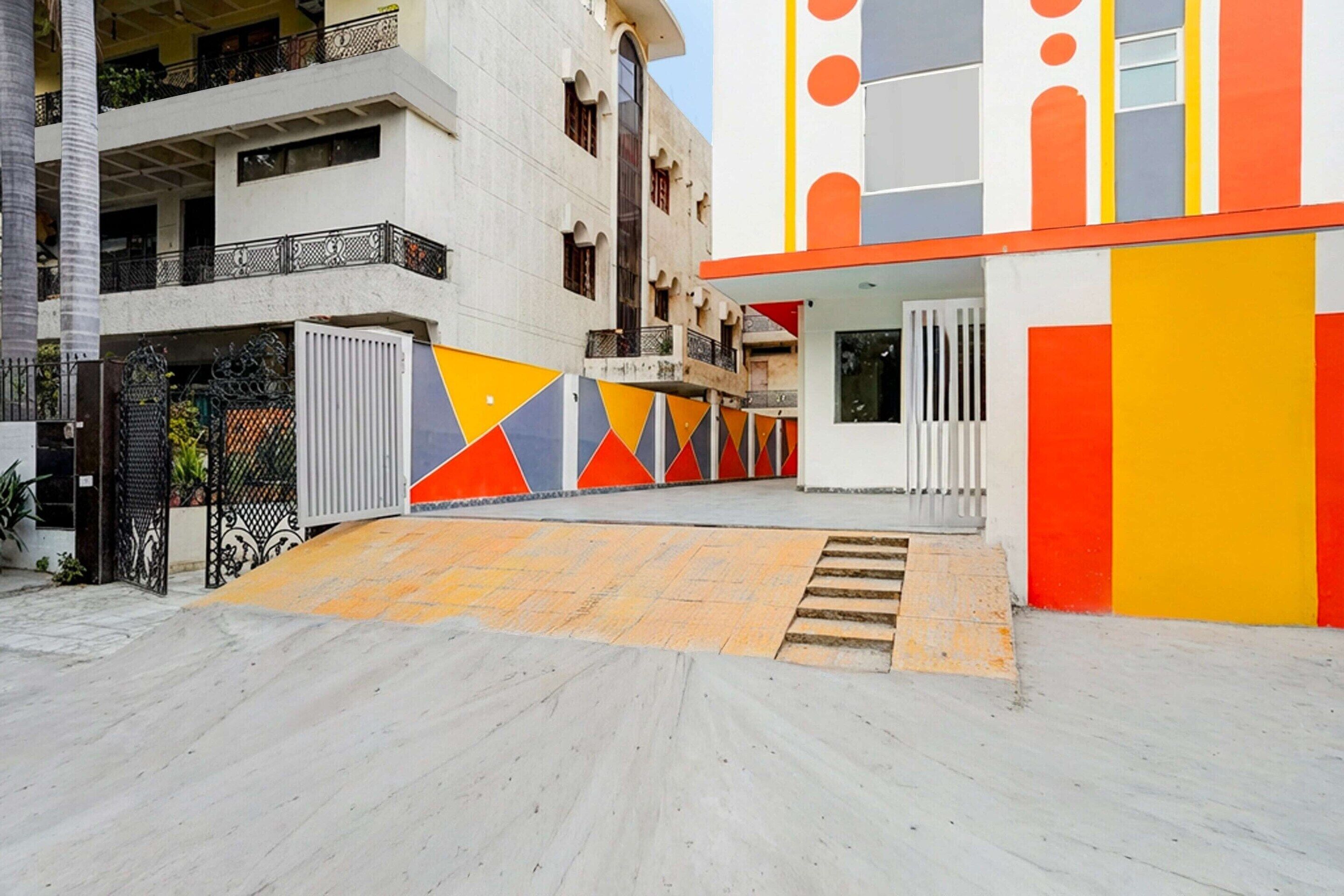 House | Reception