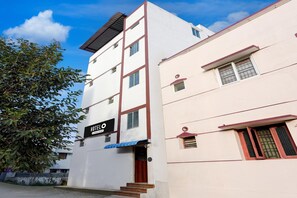 House | Exterior - Hotel O Nanmangalam Forestview Chennai (Chennai)