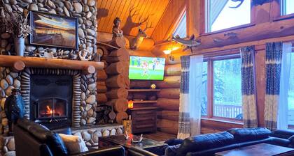 <>Your Alaskan AdVeNTuRE starts here! Sleeps 6