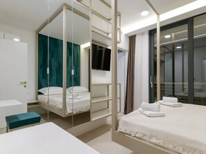 Vila | 8 quartos, individualmente mobiliados, ferros/tábuas de passar roupa