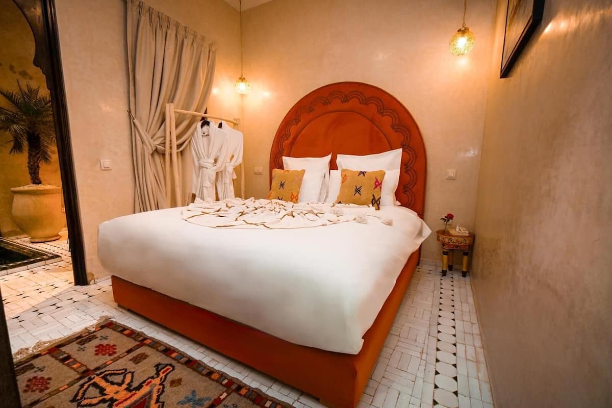 In-room safe, blackout curtains, soundproofing, iron/ironing board