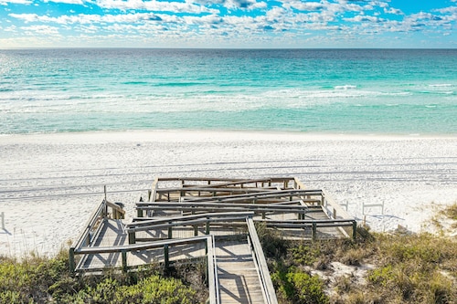 Islander 603 2 Bedroom Condo