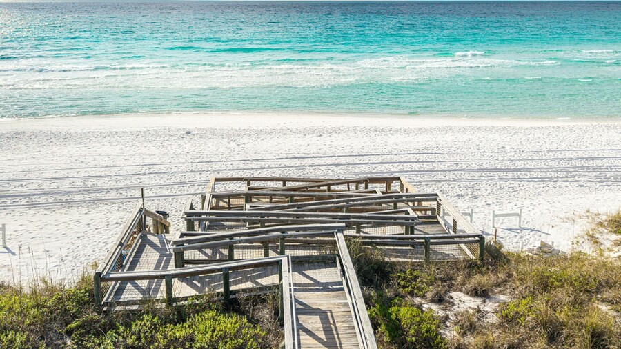 Islander 603 2 Bedroom Condo