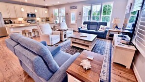 Living area - Bayside Resort: Great Location Walk to The Pool: (Selbyville)