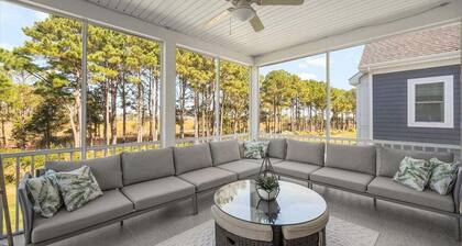 Bayside Resort * New Listing * Breathtaking Luxury