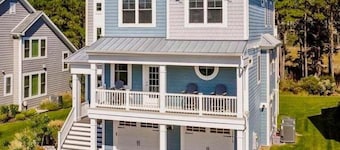 Bayside Resort * New Listing * Breathtaking Luxury