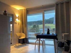 Dining - Stylish apartment in unspoiled nature for couples and nature lovers (Willingen (Upland))