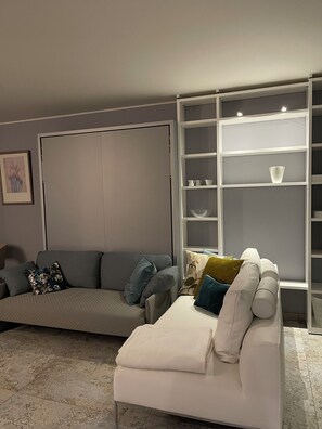 TV - Stylish apartment in unspoiled nature for couples and nature lovers (Willingen (Upland))