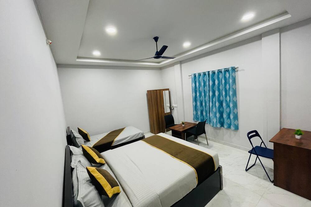 Bluefin Rooms