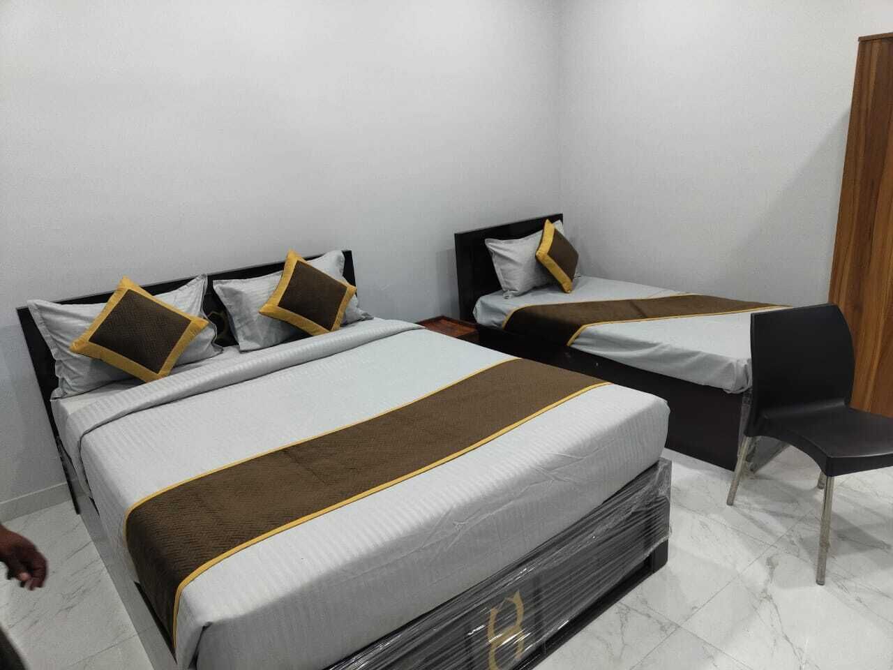 Deluxe Double Room | Laptop workspace, free WiFi