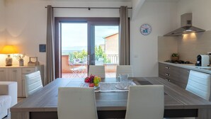 Dining - Lo Smeraldo by Interhome (Valledoria)