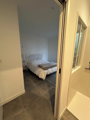 Iron/ironing board, Internet - VILLA JEAN MICHELE, FULLY RENOVATED IN 2024. SEAFRONT DIRECT BEACH (Fouras)