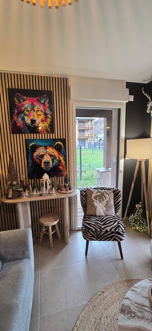 Living area - Les reflets du lac Génos-Loudenvielle relaxation and nature with lake view (Génos)