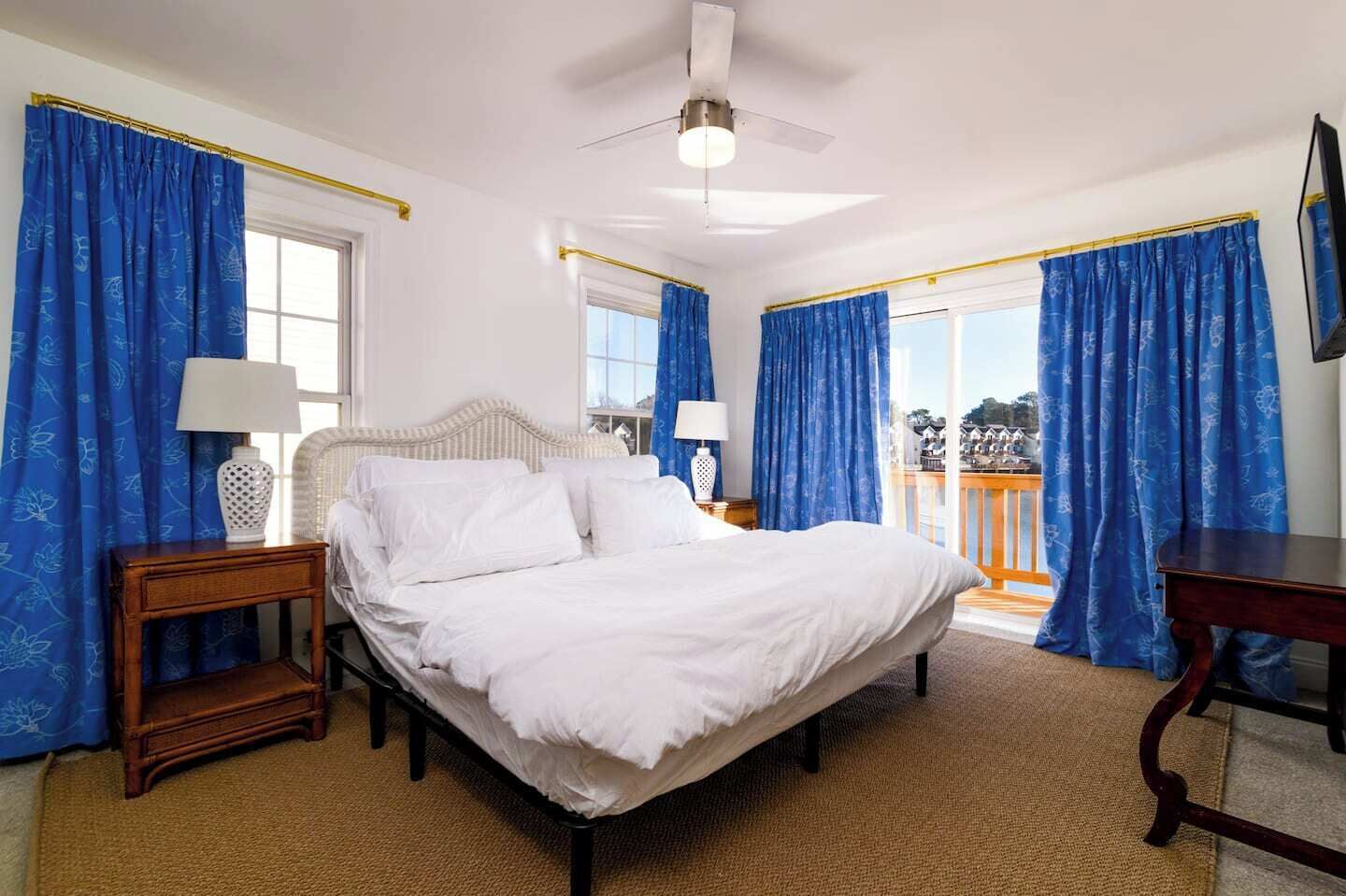 Strykjärn/strykbräda, resesäng, gratis wi-fi och sängkläder