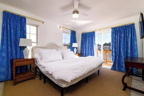 Bügeleisen/Bügelbrett, Reisekinderbett, kostenloses WLAN, Bettwäsche