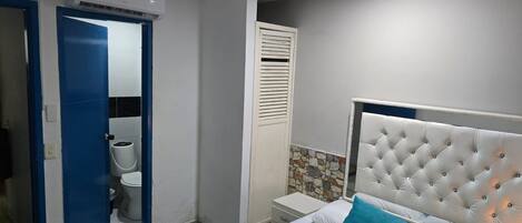 Double Room | Iron/ironing board, free WiFi, bed sheets