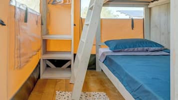 Cabane | 2 chambres, ameublement personnalisé
