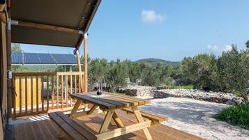 Cabin | Balcony