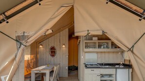 Appartement | Cuisine privée | Produits de nettoyage