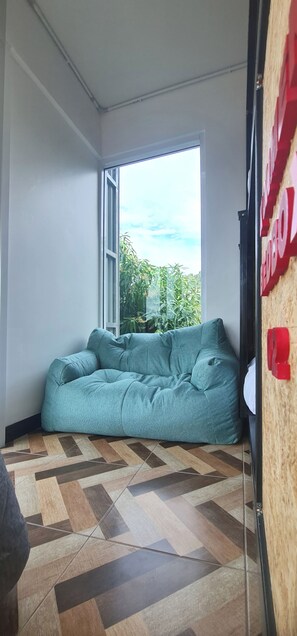 Standard Shared Dormitory, Mountain View | Interior