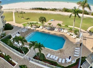 Outdoor pool, a heated pool - Serenity, Sunshine and the Sea! (Fort Myers Beach)